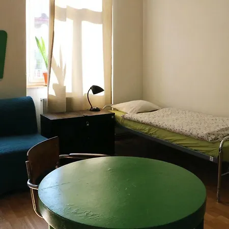 Lípa Hostel *